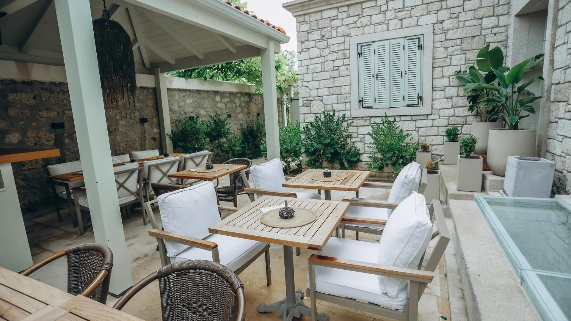 Kotraba Alacati Hotel